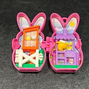 Polly Pocket Pink Bunny-Shaped Compact Playset
